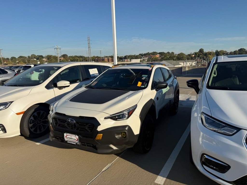 Used 2024 Subaru Crosstrek 2.5i Wilderness w/ Crosstrek Mirror Package AWD/4WD image 2