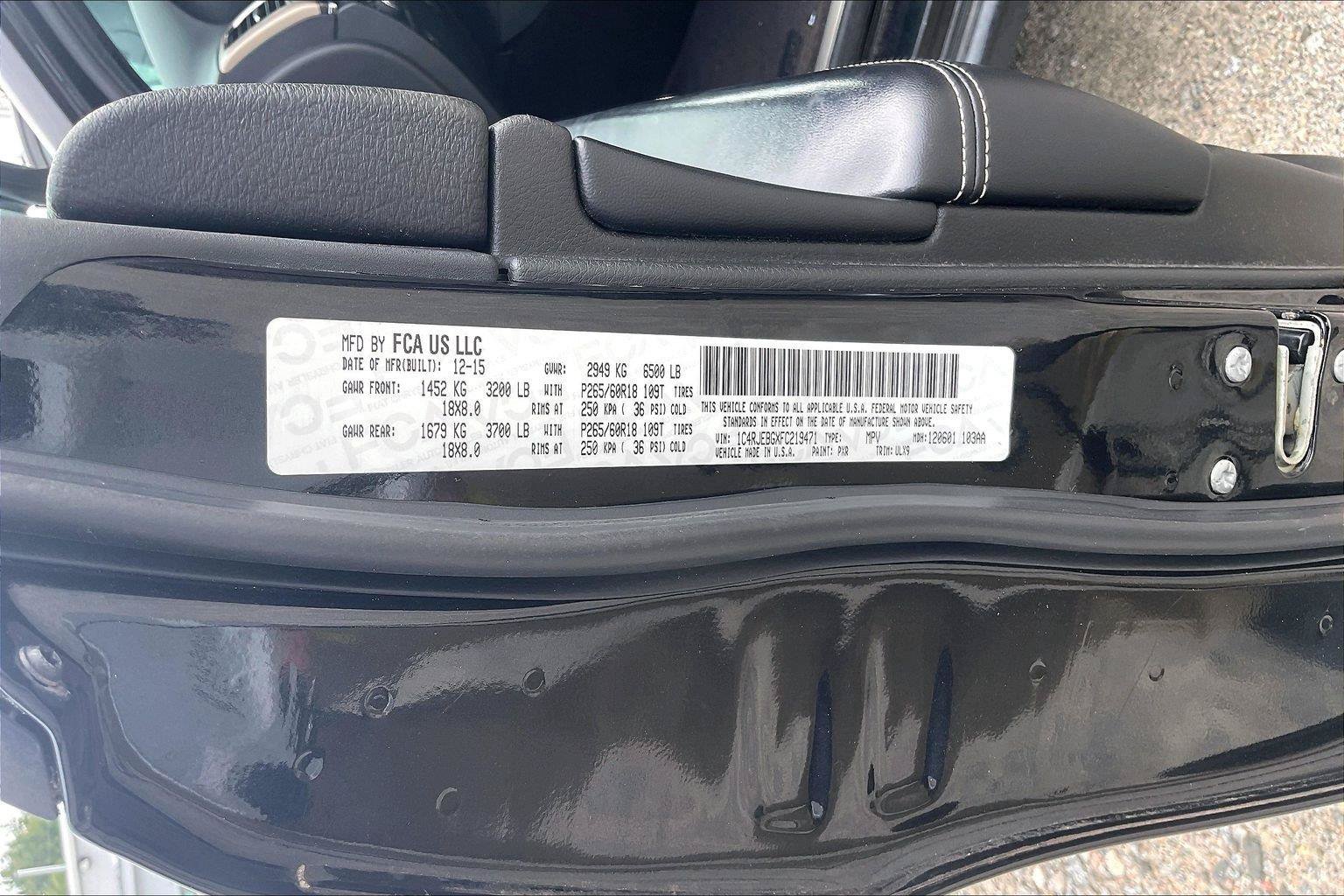 Used 2015 Jeep Grand Cherokee Limited w/ Trailer Tow Group IV RWD image 3