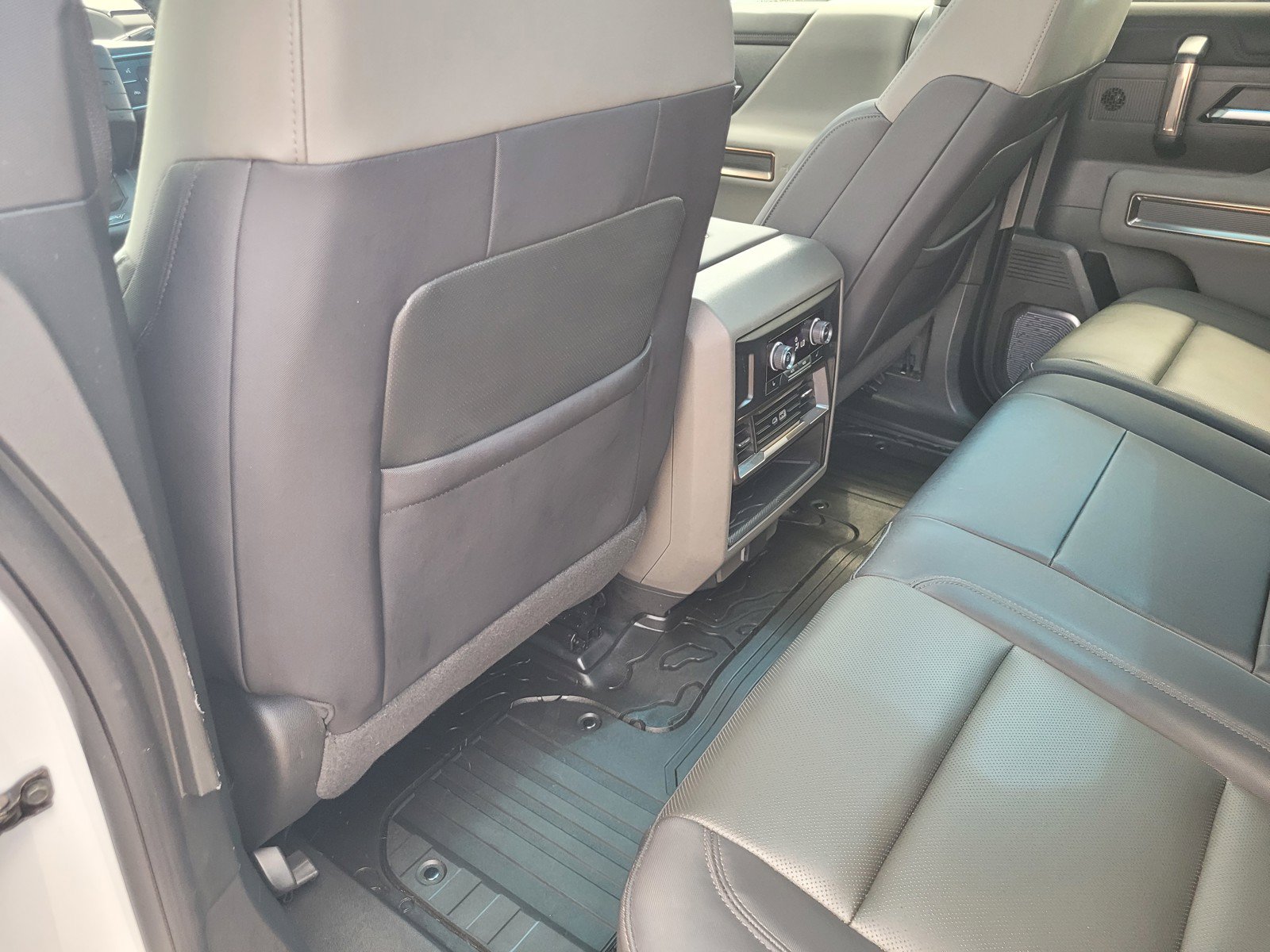 Used 2025 GMC Hummer EV 2X AWD/4WD image 10