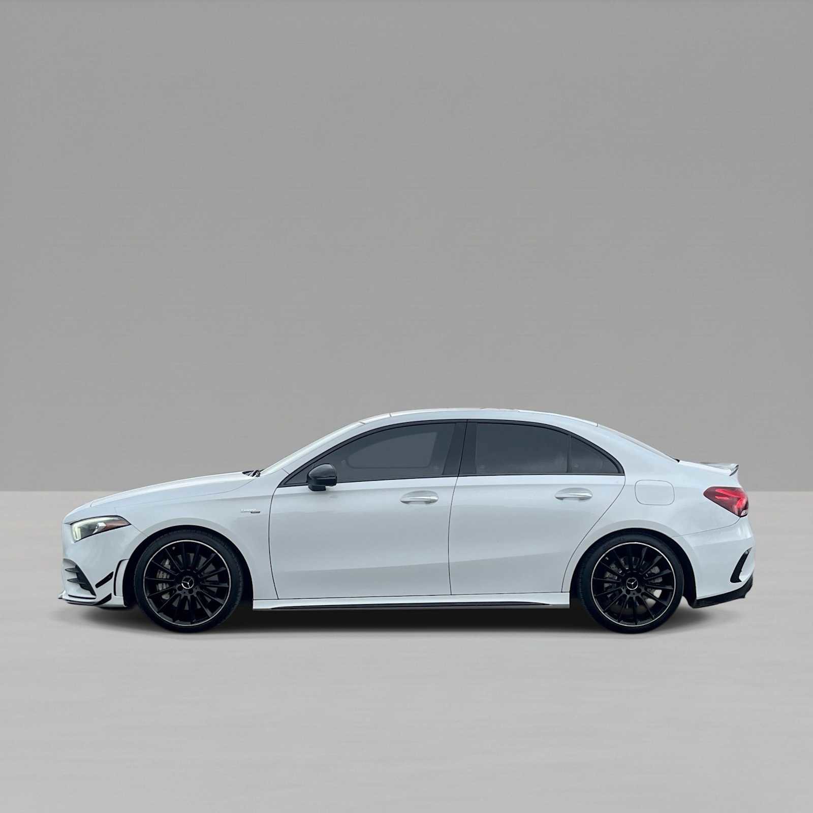 Certified 2020 Mercedes-Benz A 35 AMG 4MATIC image 5