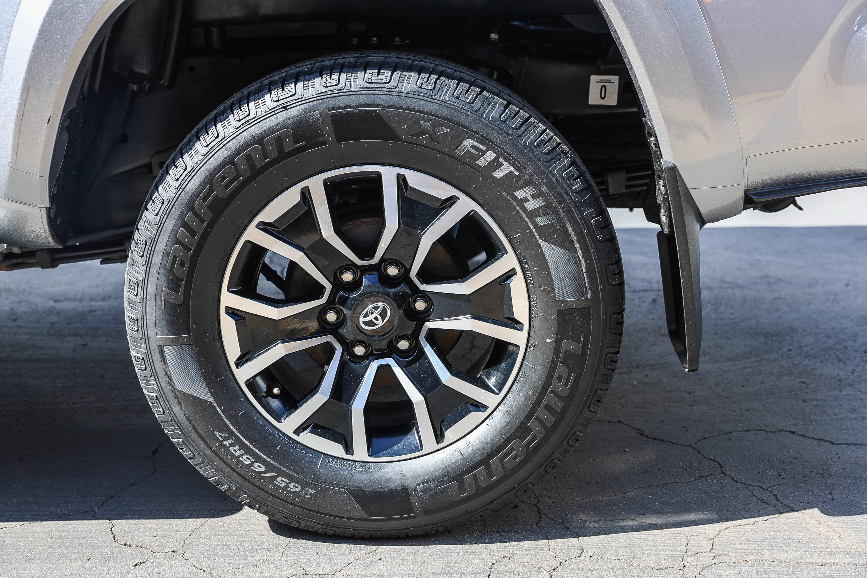Used 2021 Toyota Tacoma TRD Sport w/ Technology Package RWD image 29