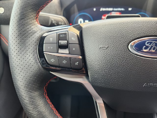 Used 2025 Ford Explorer ST-Line w/ Premium Package RWD image 29