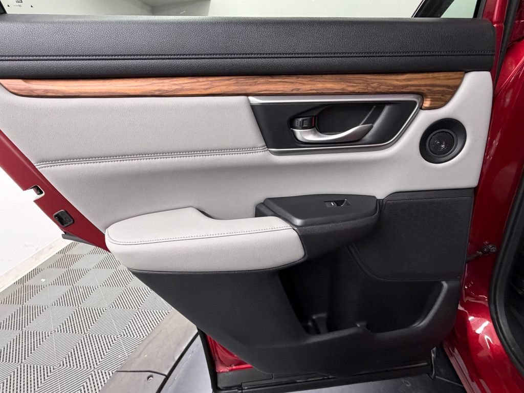 Used 2022 Honda CR-V Touring image 40