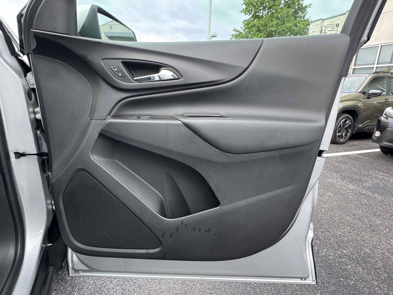 Used 2022 Chevrolet Equinox LT AWD/4WD image 8