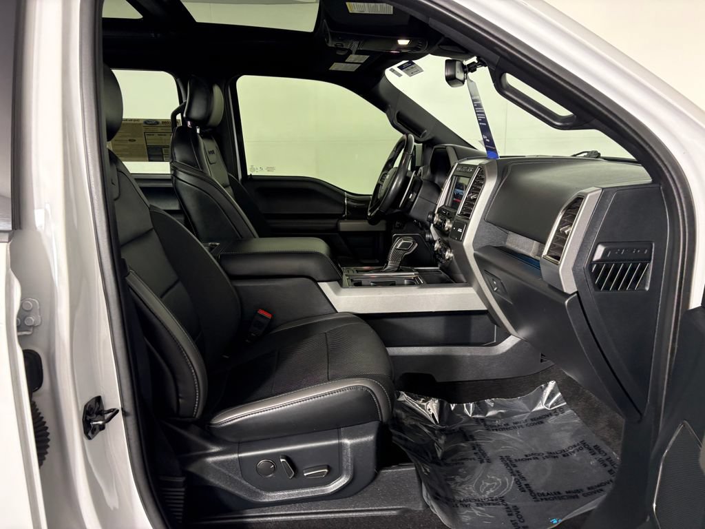 Used 2019 Ford F150 Raptor w/ Equipment Group 802A Luxury AWD/4WD image 37