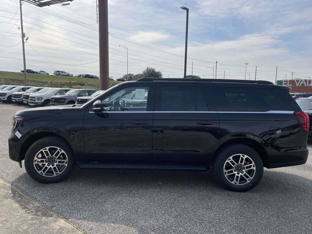 New 2026 Ford Expedition Max Active RWD image 6