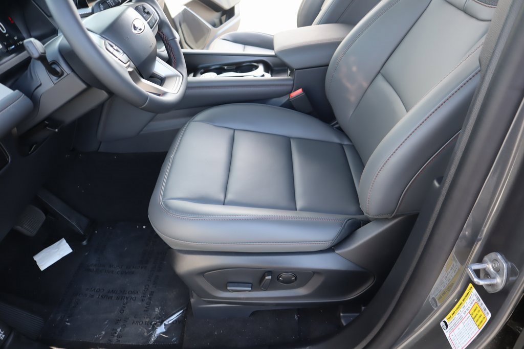 New 2025 Ford Explorer Active w/ Active Comfort Package image 12