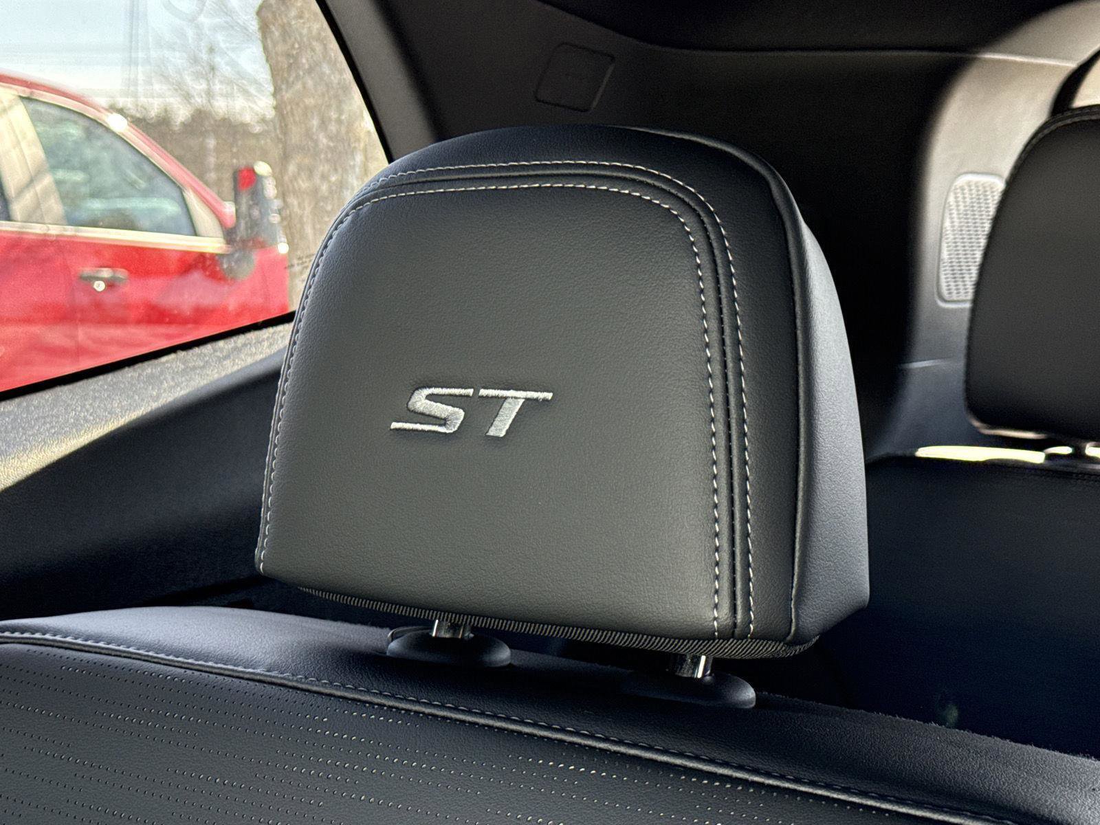 New 2026 Buick Enclave Sport Touring w/ Super Cruise Package image 37