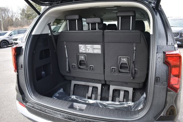 New 2026 Kia Carnival EX FWD image 18