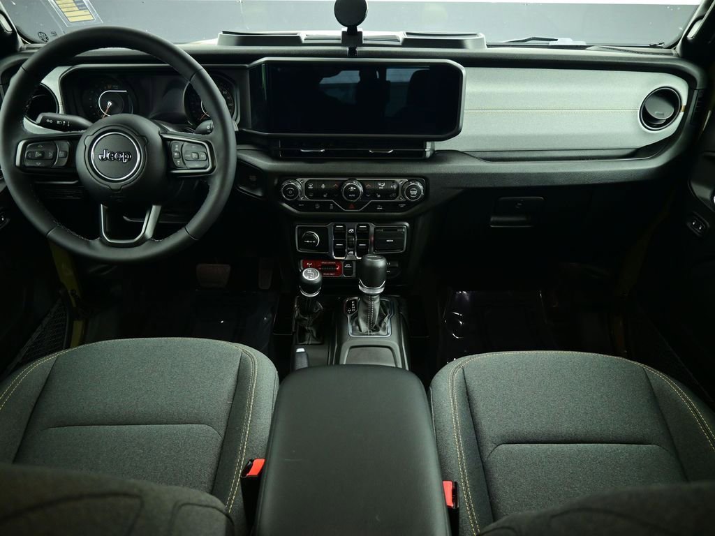 Used 2025 Jeep Gladiator Willys image 35