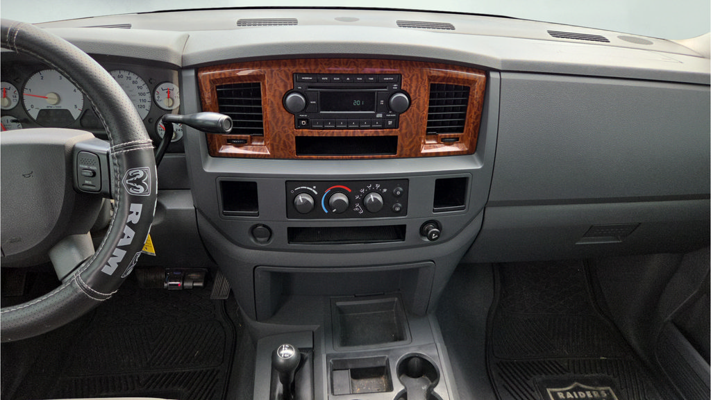 Used 2006 Dodge Ram 3500 Truck SLT w/ Light Group AWD/4WD image 22