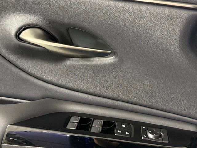 Used 2022 Lexus ES 300h F Sport w/ Accessory Package 2 FWD image 20