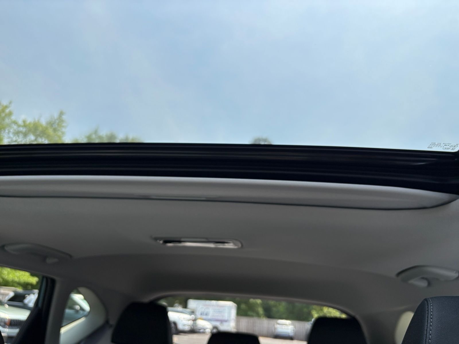 Used 2024 Kia Seltos SX w/ SX Sunroof Package AWD/4WD image 29