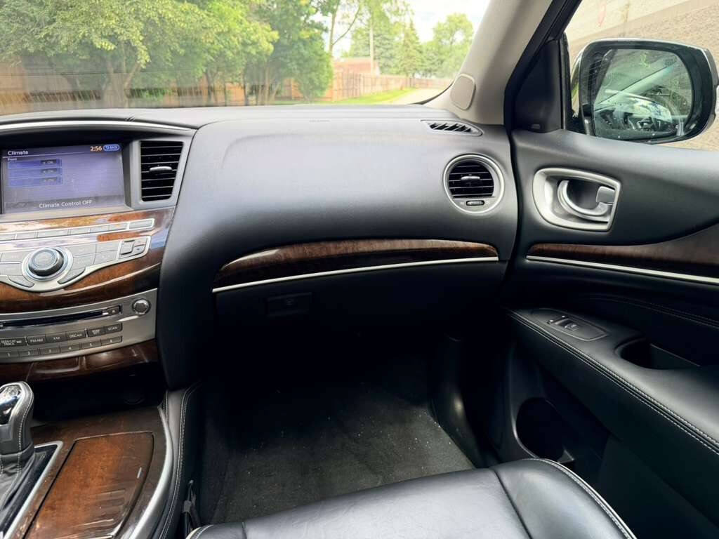 Used 2016 INFINITI QX60 Luxe w/ Deluxe Technology Package AWD/4WD image 28