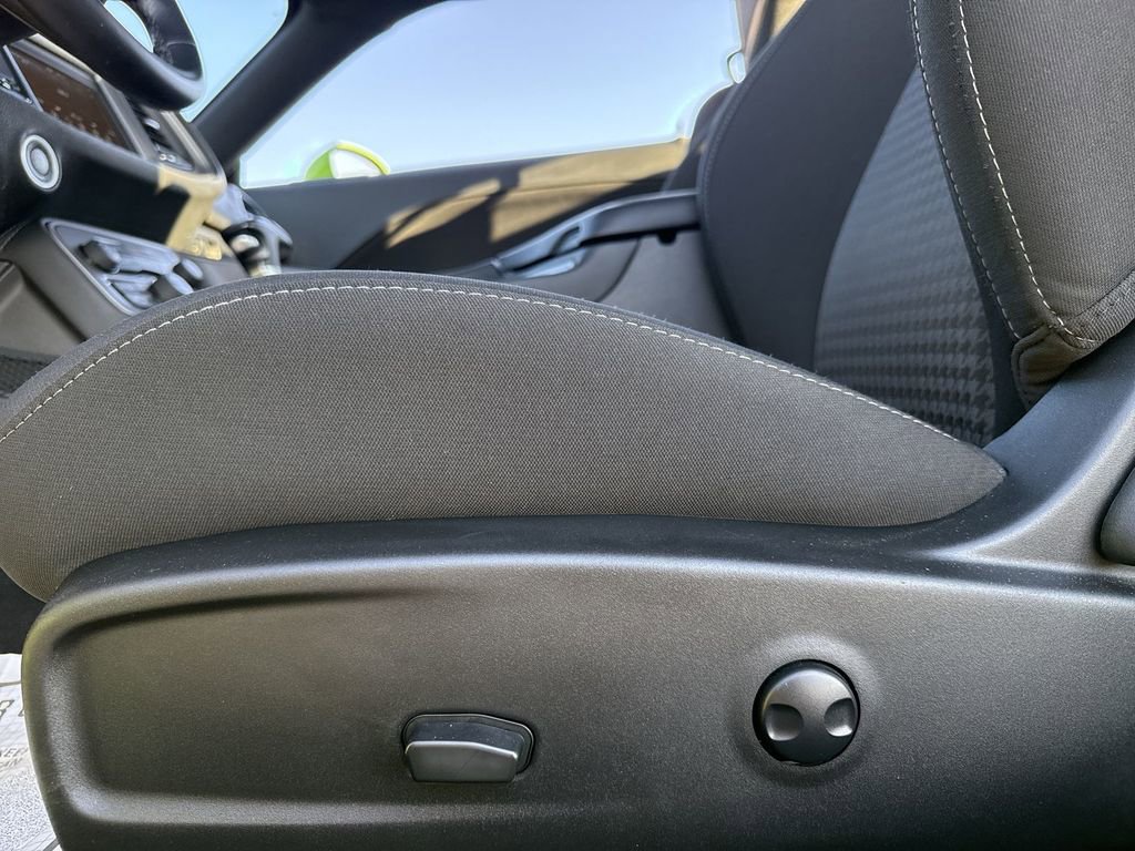 Used 2023 Dodge Challenger R/T w/ T/A Package image 11