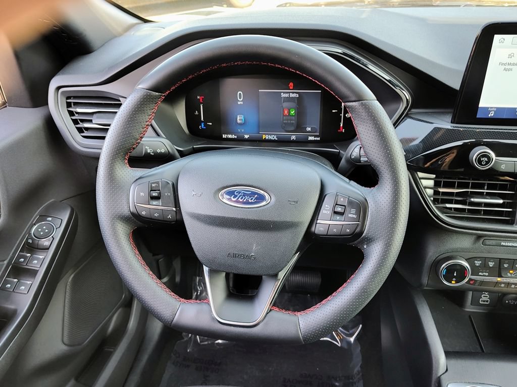 Used 2025 Ford Escape ST-Line Select AWD/4WD image 36