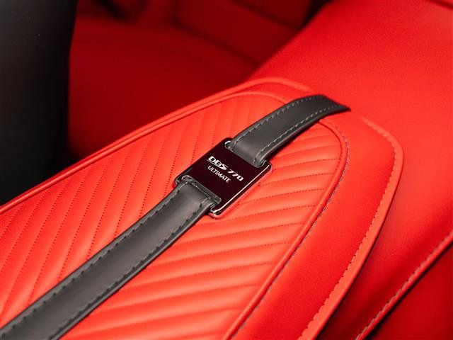 Used 2023 Aston Martin DBS Coupe image 37