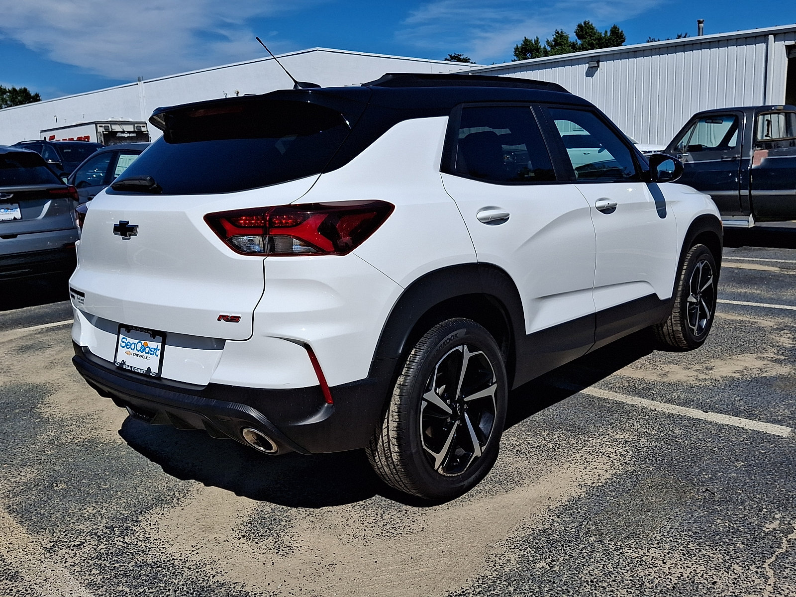 Used 2023 Chevrolet TrailBlazer RS w/ Convenience Package AWD/4WD image 6
