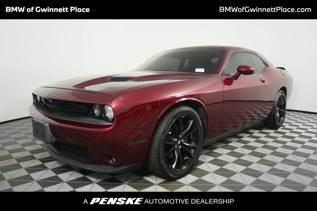 Used 2017 Dodge Challenger R/T Plus RWD image 1
