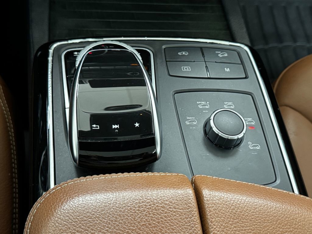 Used 2017 Mercedes-Benz GLE 43 AMG 4MATIC image 23