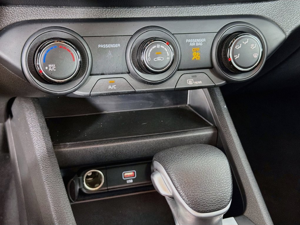 Used 2022 Kia Forte LXS FWD image 20