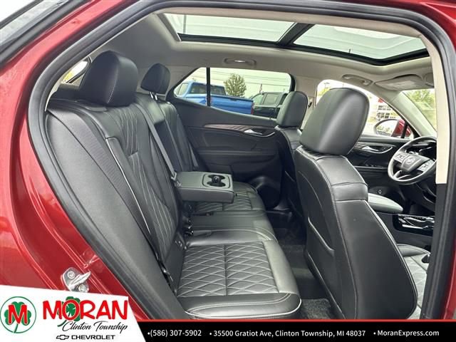 Used 2023 Buick Envision Avenir image 28