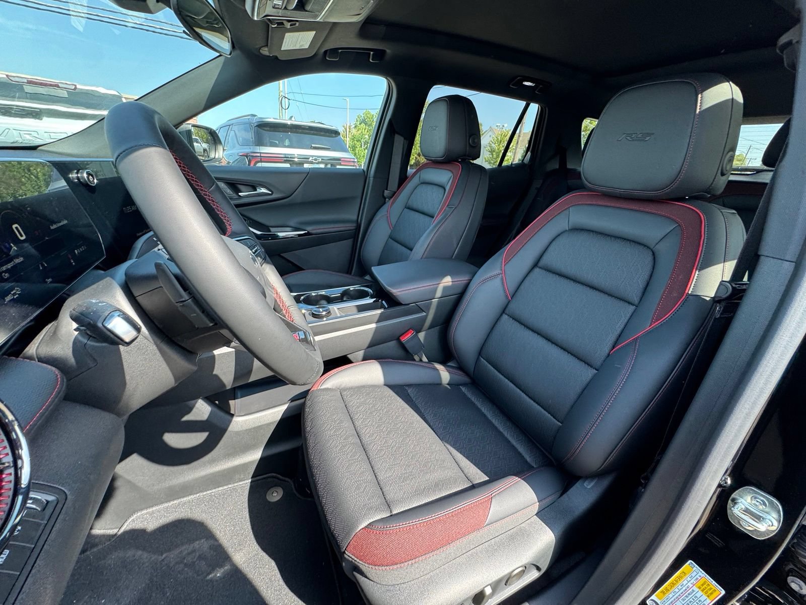 New 2027 Chevrolet Equinox RS w/ Convenience Package III AWD/4WD image 14