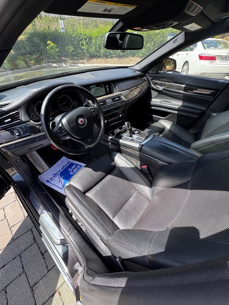 Used 2014 BMW 750Li xDrive AWD/4WD image 10