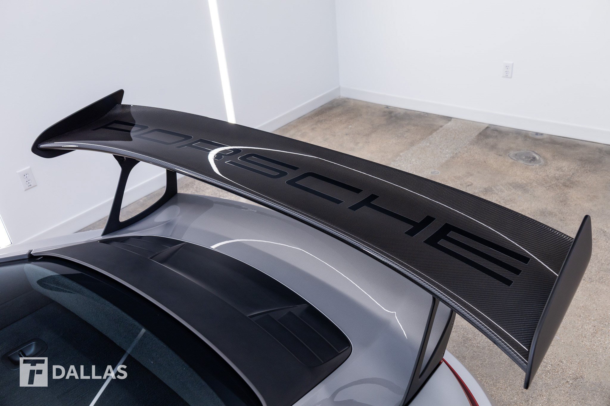 Used 2019 Porsche 911 GT3 RS RWD image 12