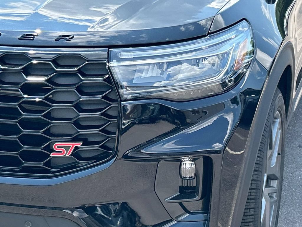 New 2026 Ford Explorer ST w/ Sun And Sound Package AWD/4WD image 10