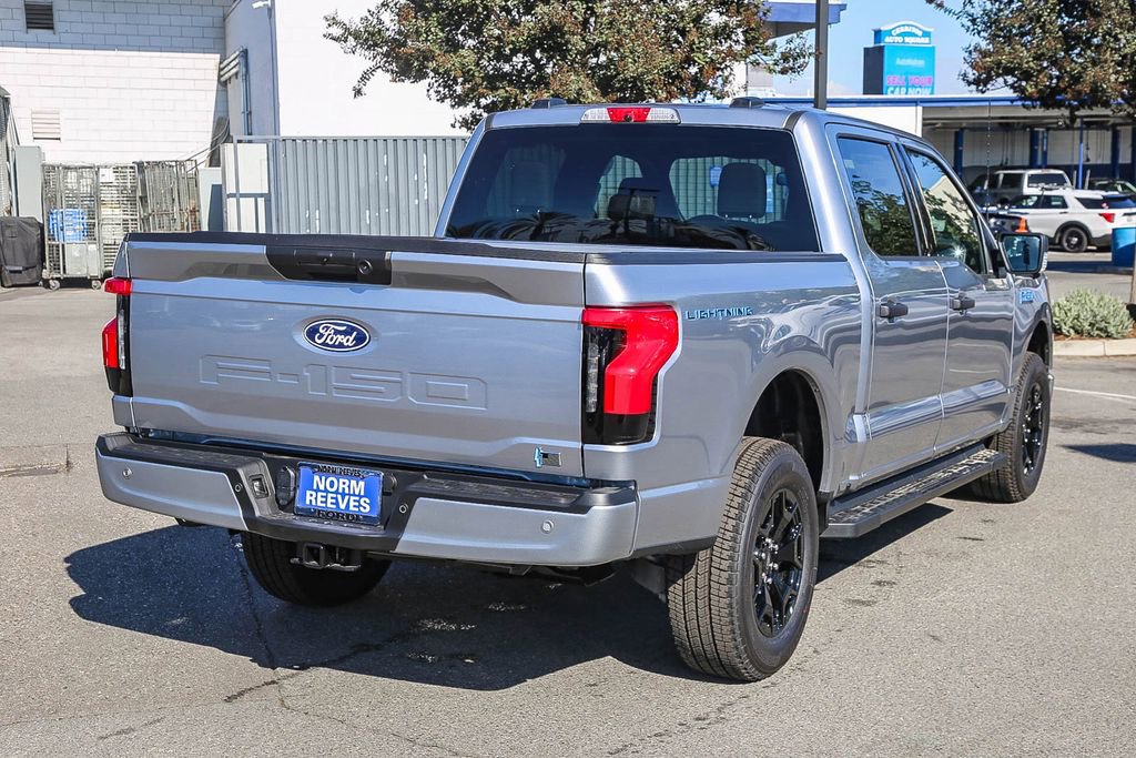 New 2025 Ford F150 Lightning XLT AWD/4WD image 9