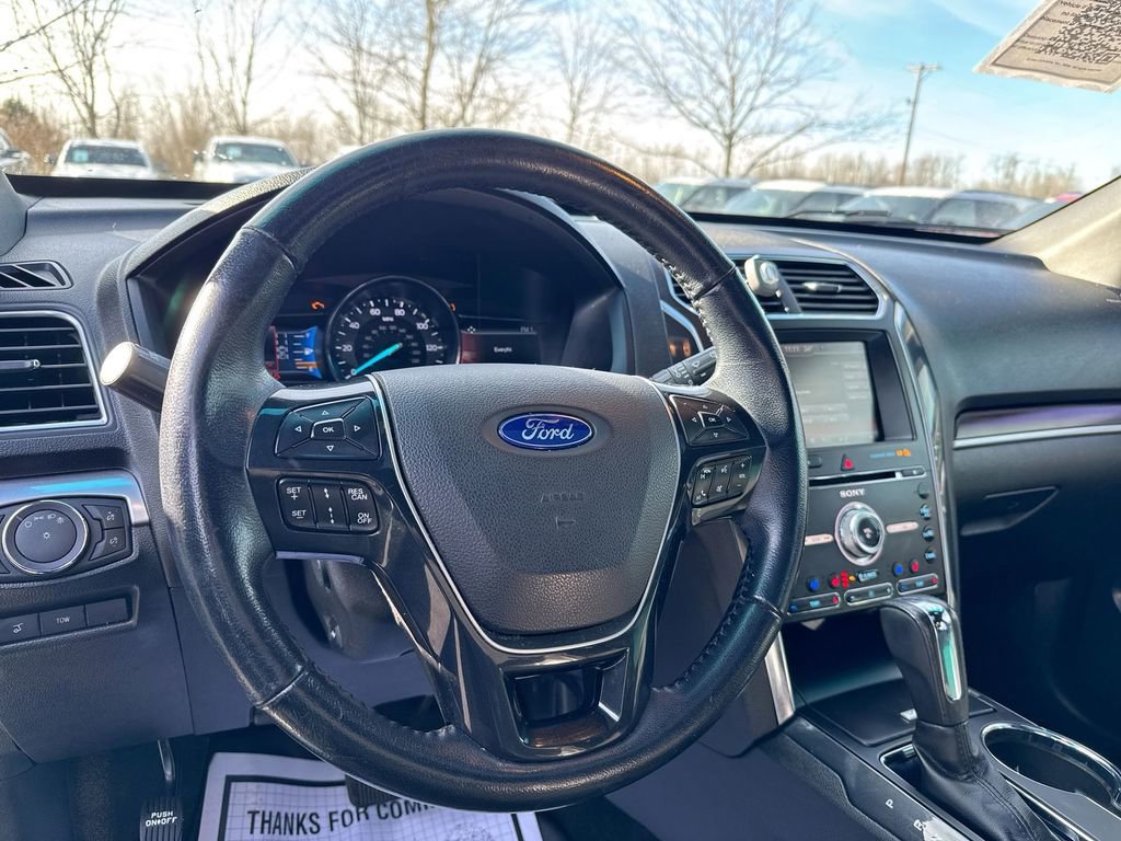 Used 2016 Ford Explorer Limited w/ Equipment Group 301A image 11