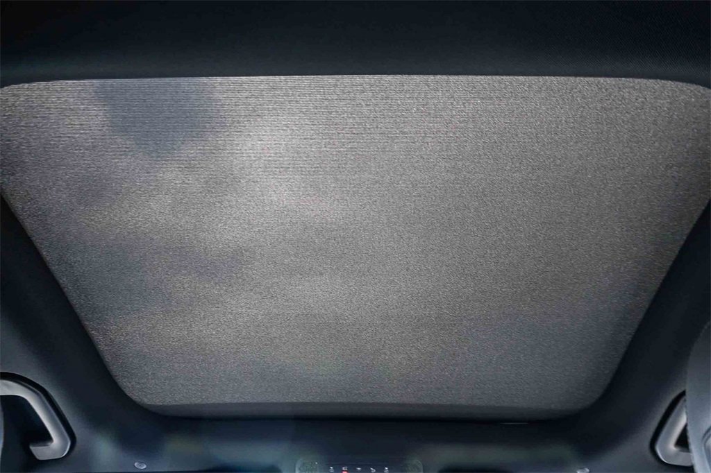 New 2025 Mercedes-Benz EQB 300 4MATIC image 16