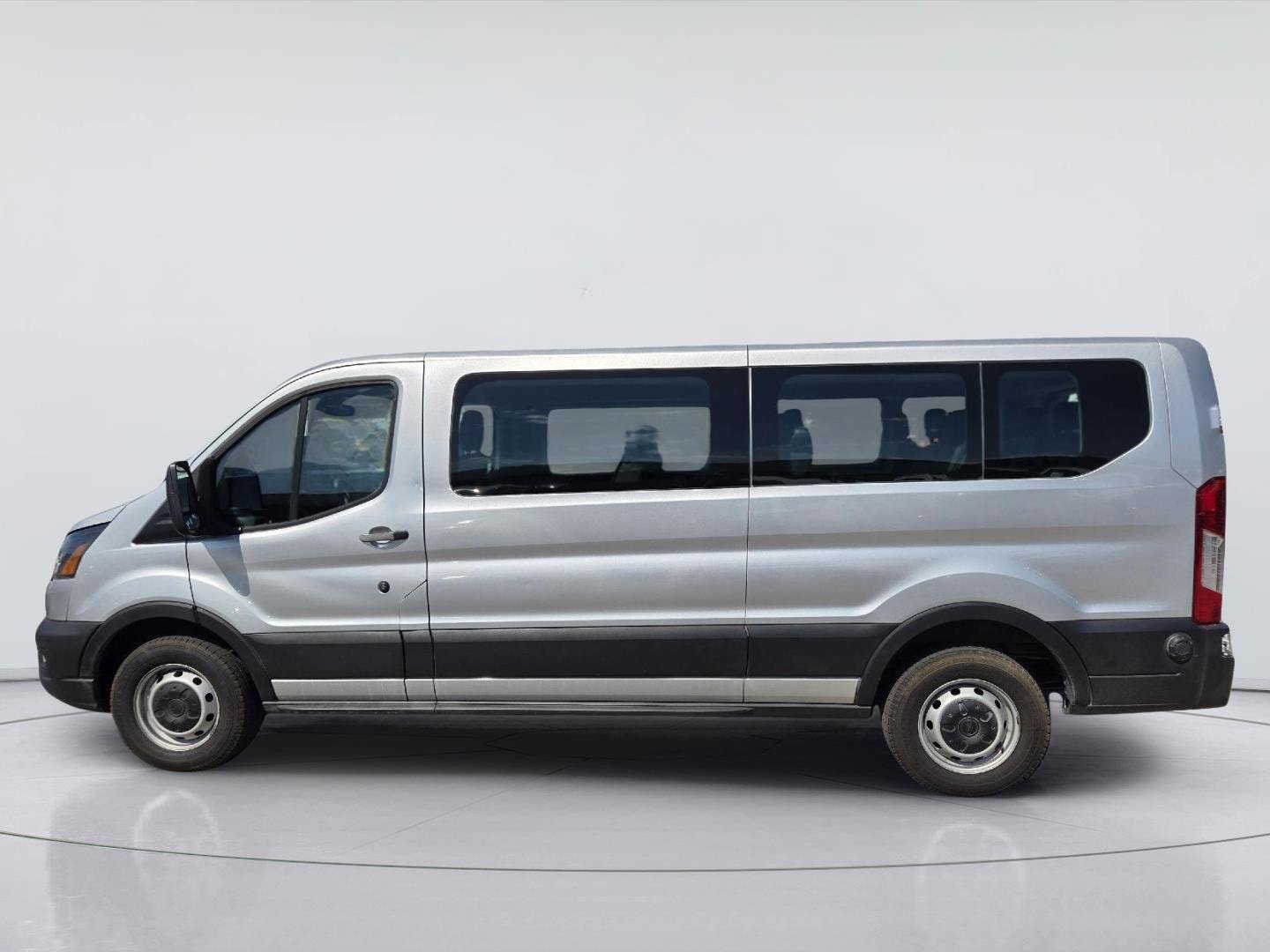 Used 2024 Ford Transit 350 XL RWD image 5