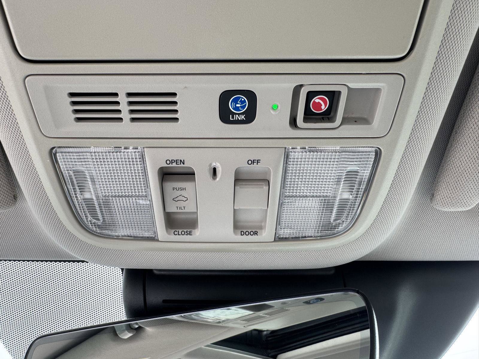 Used 2018 Honda Accord Touring image 26