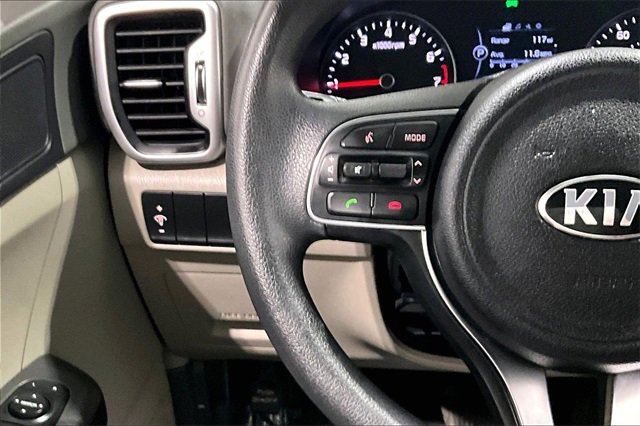 Used 2018 Kia Sportage LX w/ LX Popular Package image 11