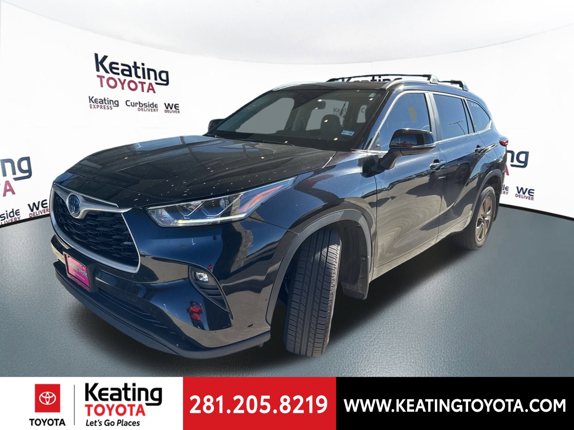 Certified 2023 Toyota Highlander Bronze Edition image 8