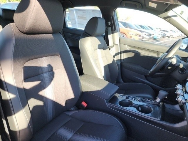 Used 2025 Honda Civic Sport image 12