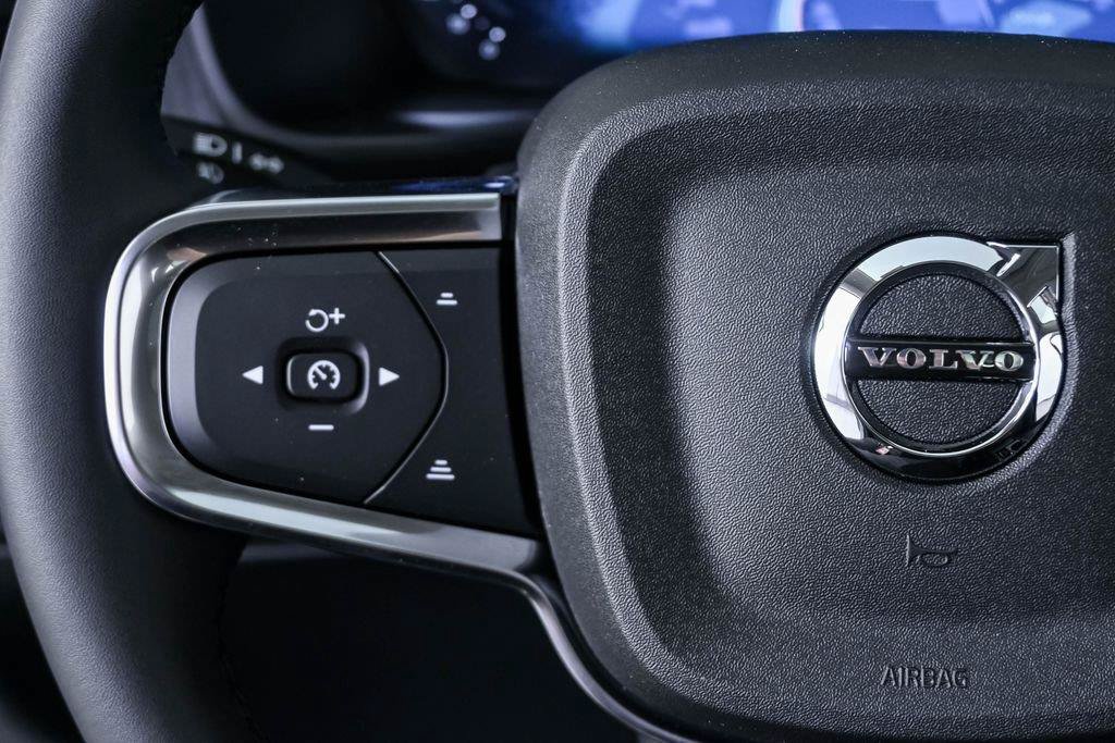 New 2026 Volvo XC40 B5 Plus w/ Protection Package Premier AWD/4WD image 9
