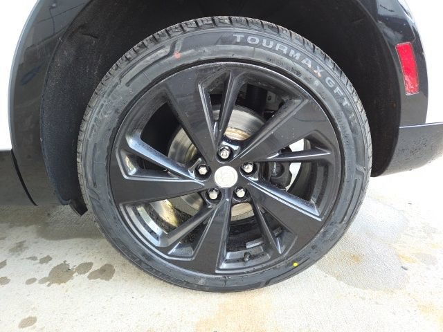 Used 2021 Buick Envision Essence w/ Sport Touring Package AWD/4WD image 69