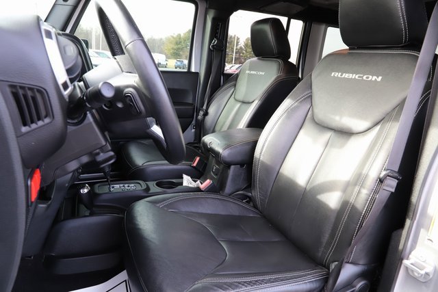 Used 2017 Jeep Wrangler Unlimited Rubicon image 9
