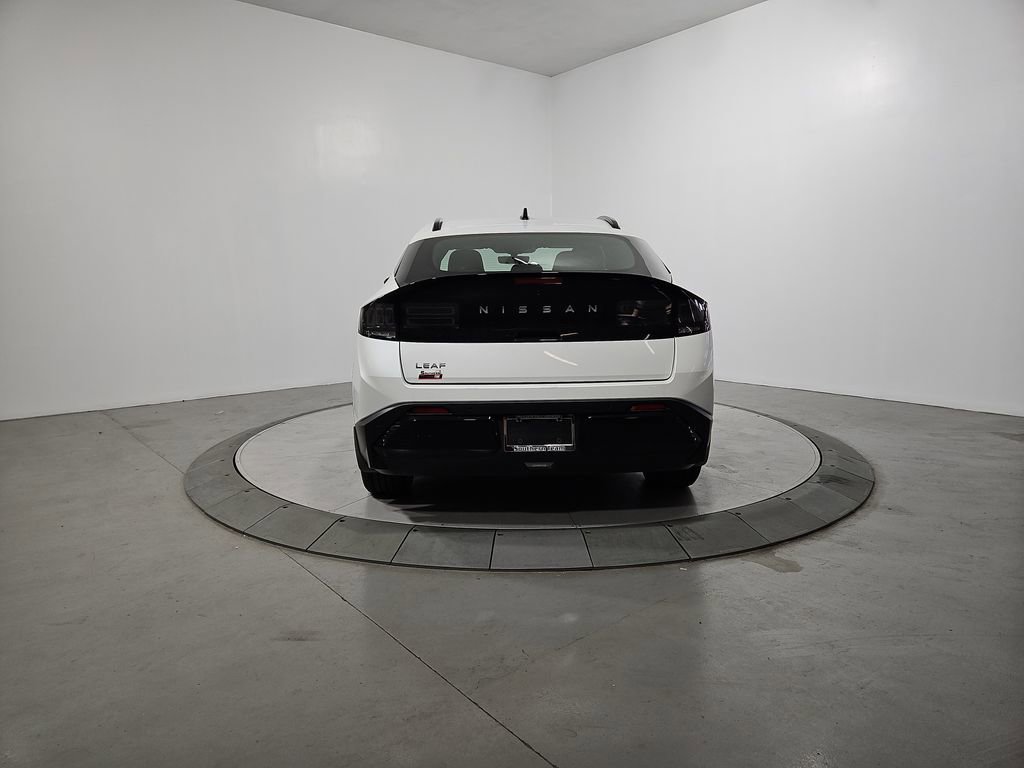 New 2026 Nissan Leaf Platinum+ image 4