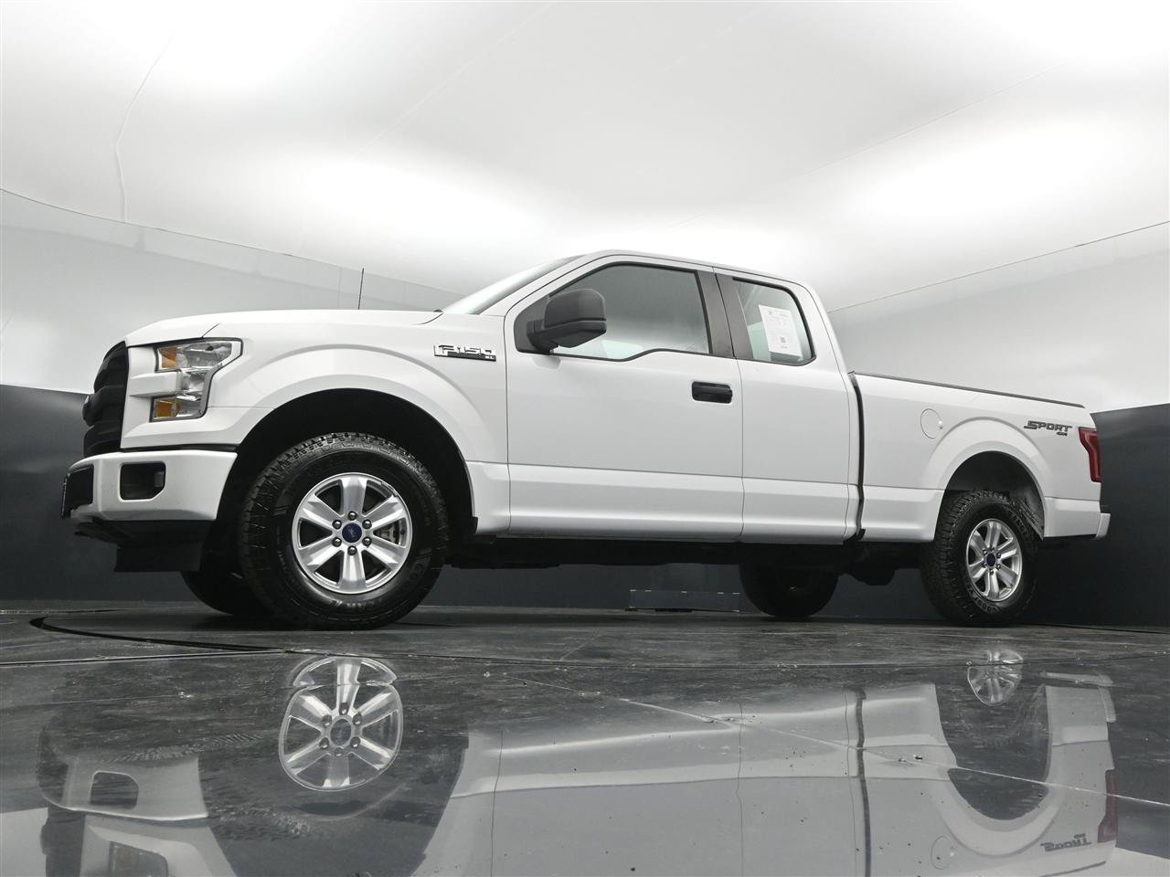 Used 2017 Ford F150 XL w/ Equipment Group 101A Mid AWD/4WD image 27