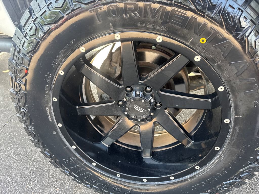 Used 2018 Nissan Titan SV AWD/4WD image 39