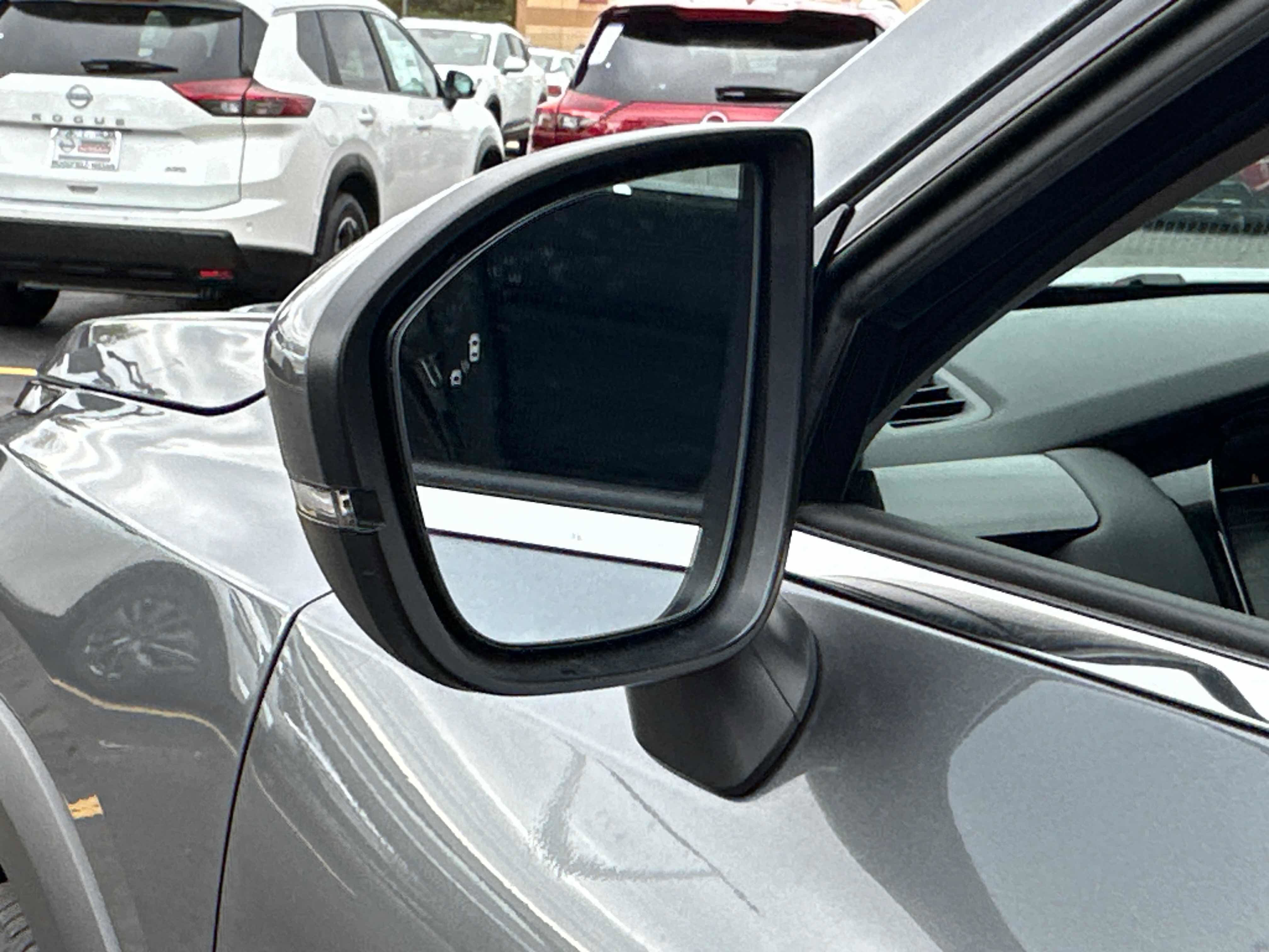 New 2025 Nissan Pathfinder SV w/ Black Appearance Package image 14