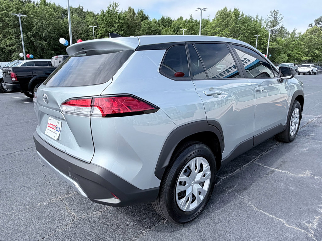 Used 2023 Toyota Corolla Cross L FWD image 6