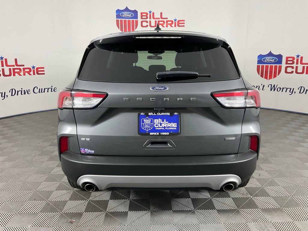 Used 2022 Ford Escape SE w/ Convenience Package FWD image 4