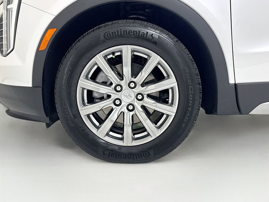 Used 2023 Cadillac XT4 Premium Luxury w/ Cold Weather Package image 28