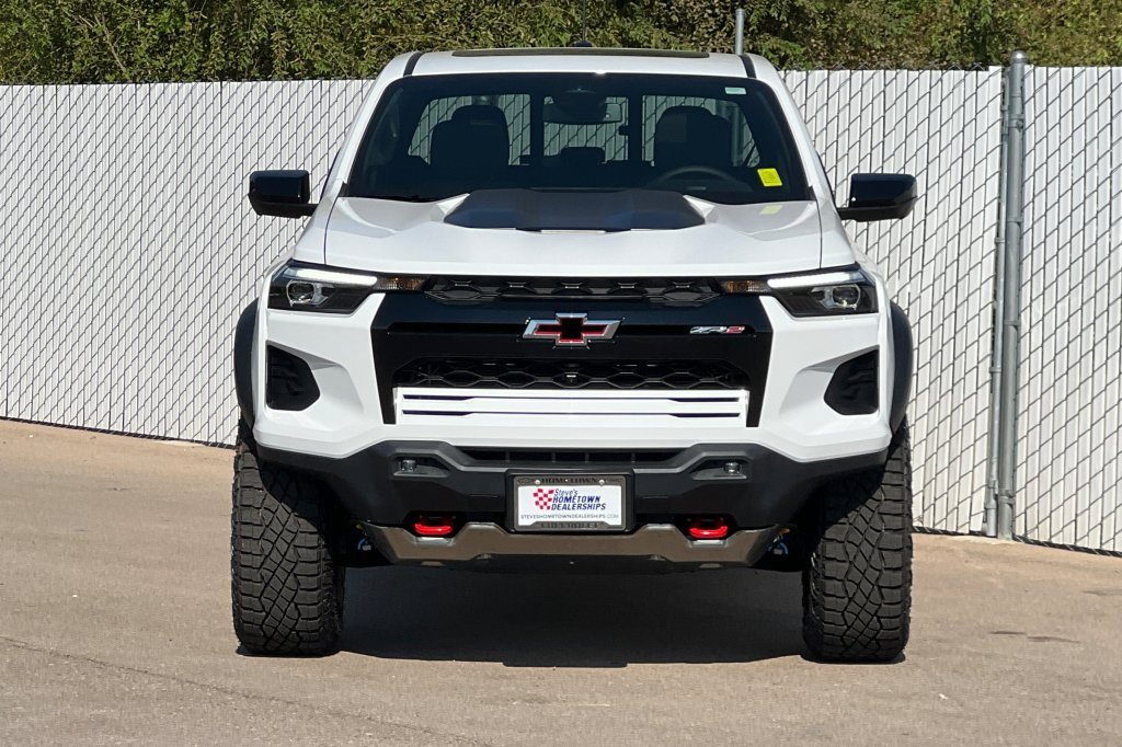 New 2026 Chevrolet Colorado ZR2 w/ Technology Package image 6