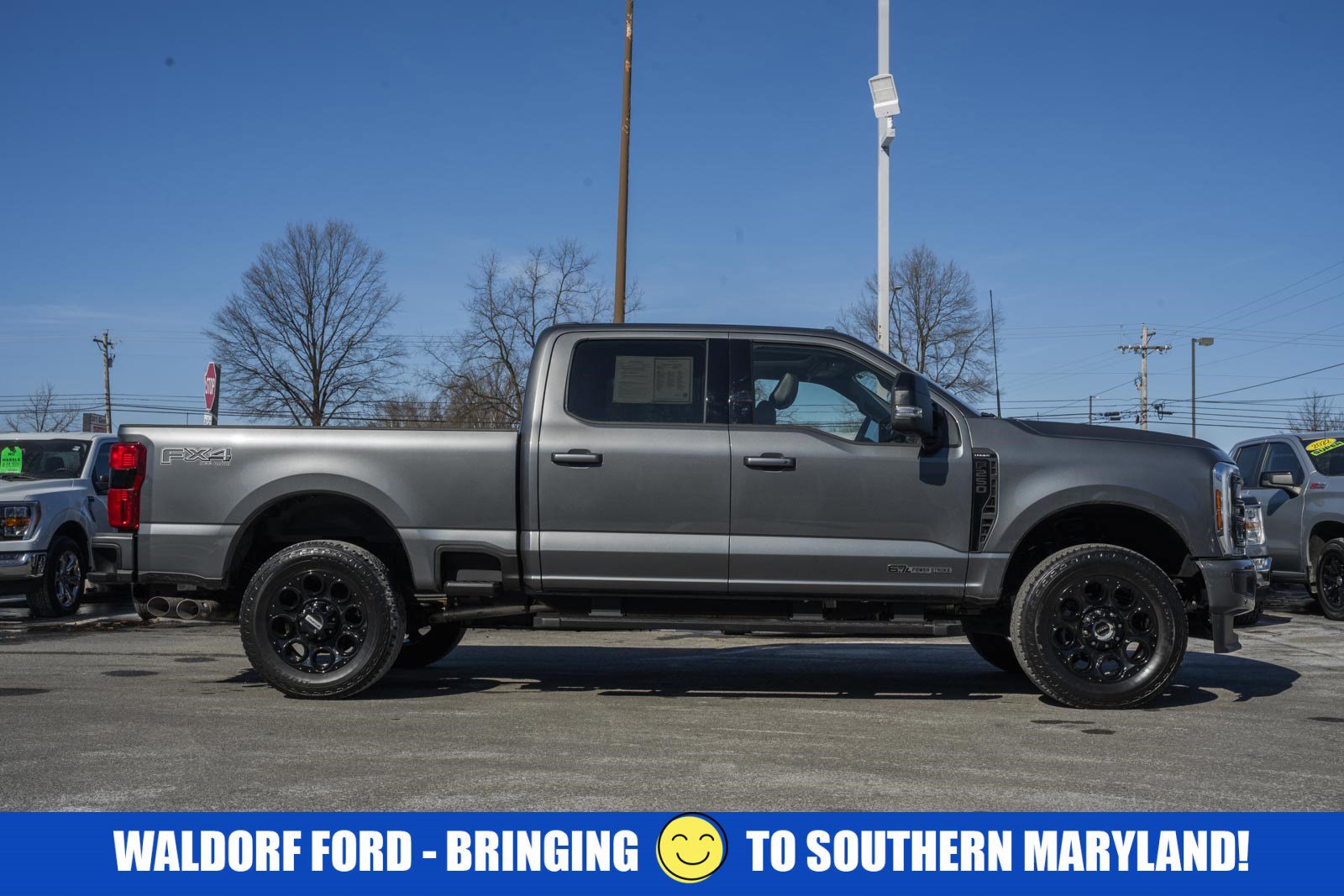Used 2025 Ford F250 Lariat w/ Lariat Ultimate Package image 3